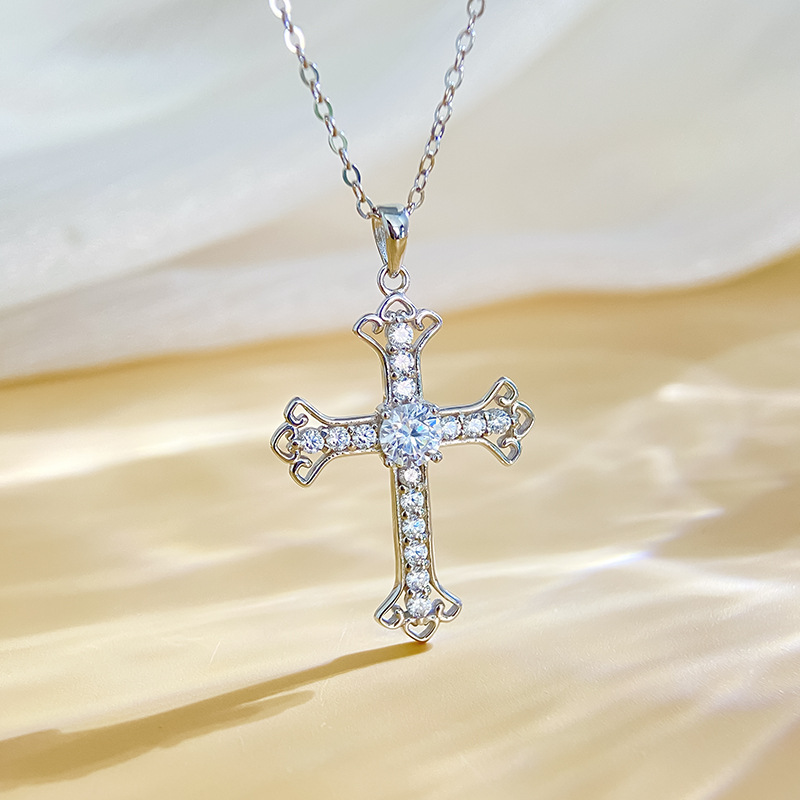 Eternal Light | 0.5 CT Moissanite Cross Pendant