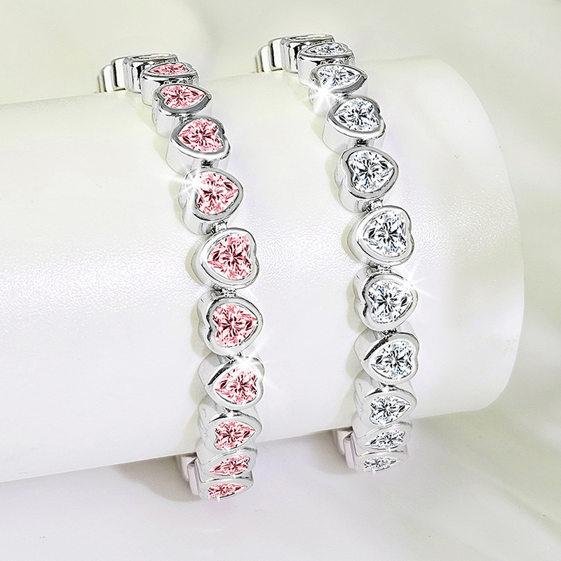 French Romance | 3A CZ Bezel-Set Heart Bracelet
