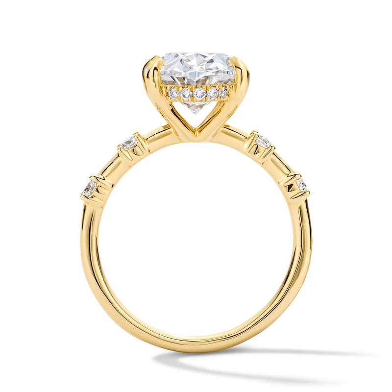 The Oval Edit | 2 Carat Moissanite Solitaire Ring